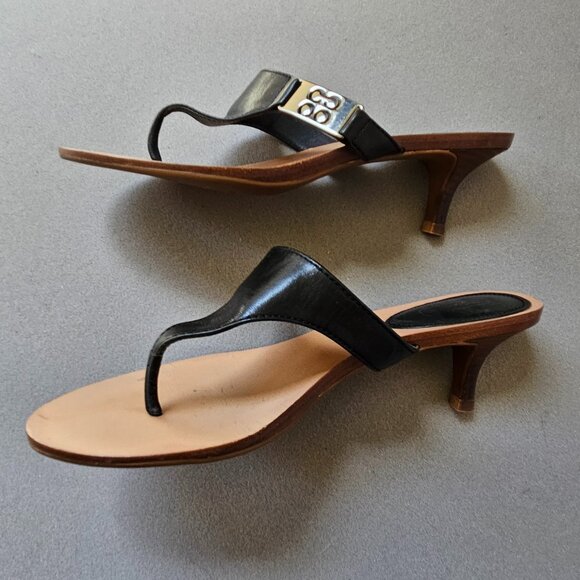 Coach Black Thong Sandals Kitten Heels Size 8 - Picture 2 of 5